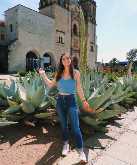 Deena E best star pics