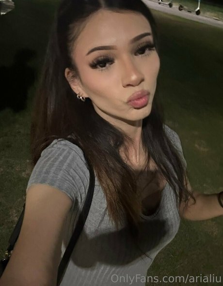 ariiadams porn model galleries