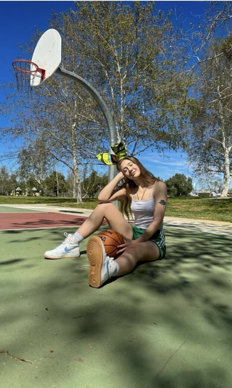 lesbian feet onlyfans pornographic pics