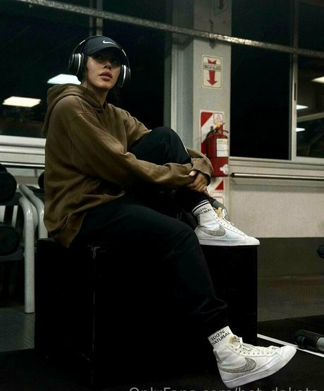 hot dakota star adult gallery