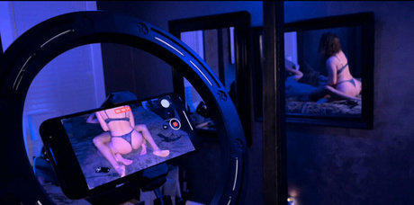 Scarletvixen420 pornographic star picture