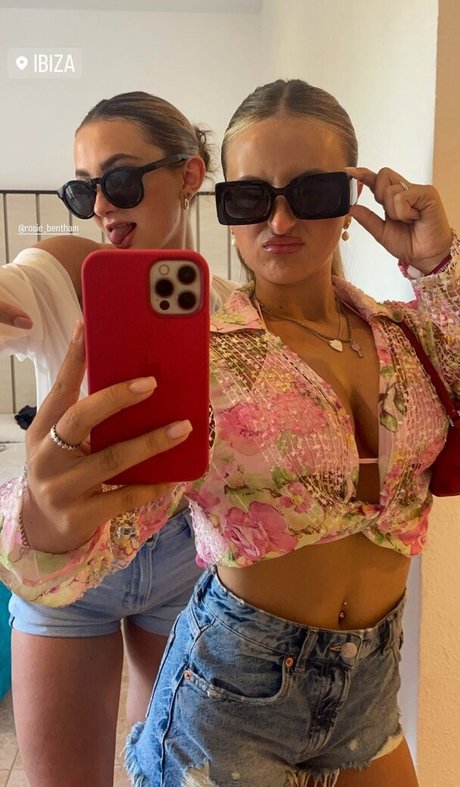 Rosie Bentham pretty actress photos