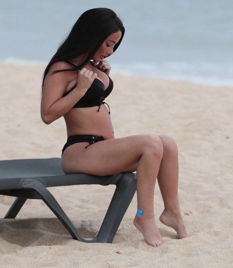 Chelsee Healey pornographic star galleries