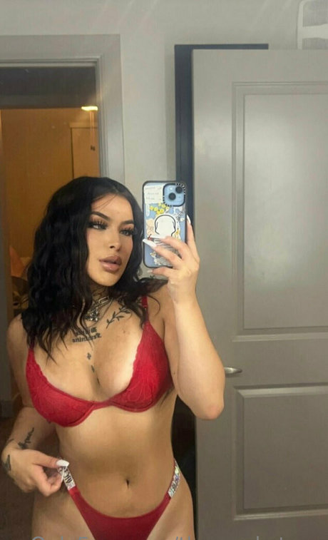 thesarahstone model adult image