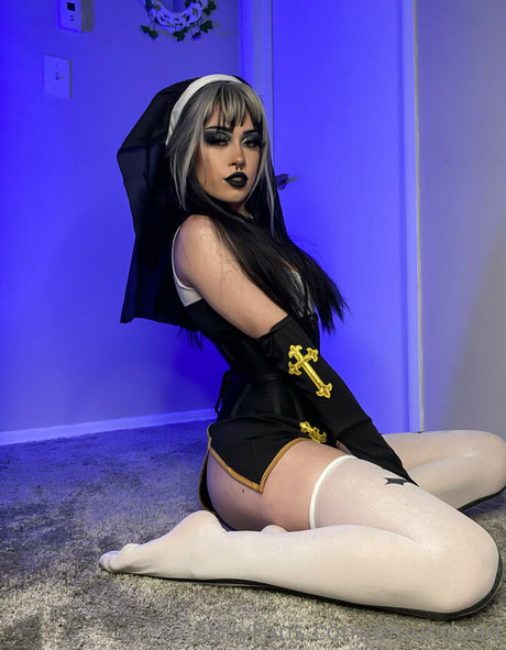 emundead naked pornstar pictures