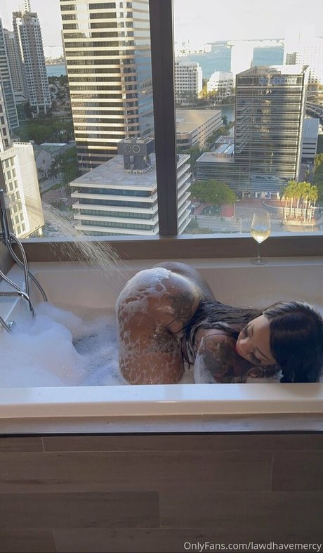 lawdhavemercy star sexy photos