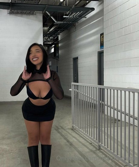 amateur lesbian onlyfans erotic image