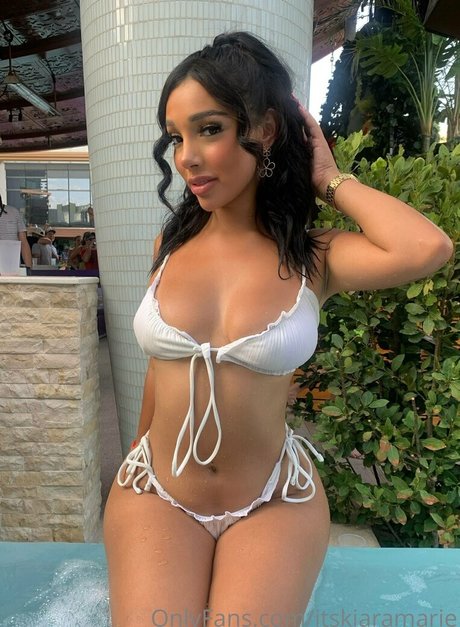 itskiaramarie sexy star images