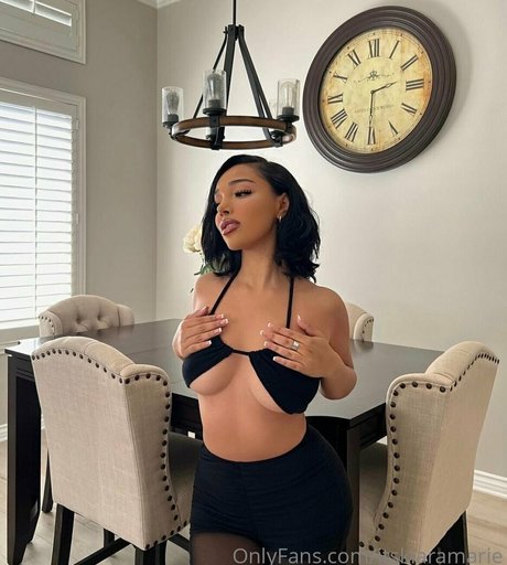 itskiaramarie star nudes pic