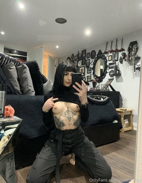 gothhbabyy pornstar pretty pic