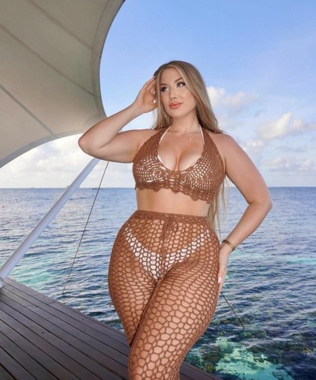 Ariella Eder model porn photo