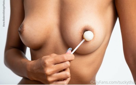 cum on glasses onlyfans adult pics