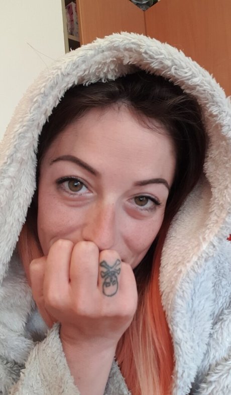 MsVnsfw star art pics