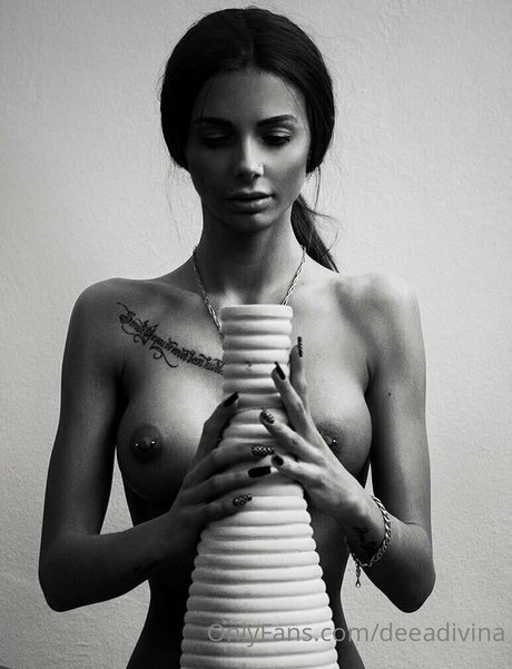 deeadivina pornstar pretty image