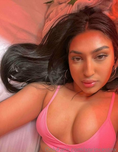 brownbarbieexxx star erotic gallery