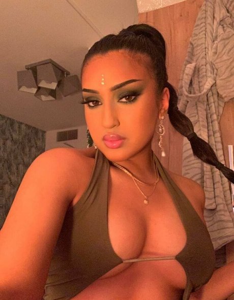 brownbarbieexxx sexy model galleries