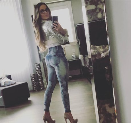 babe onlyfans naked image