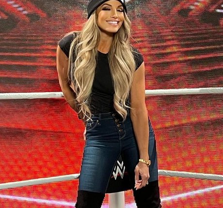 curvy girls onlyfans hot sexy pictures