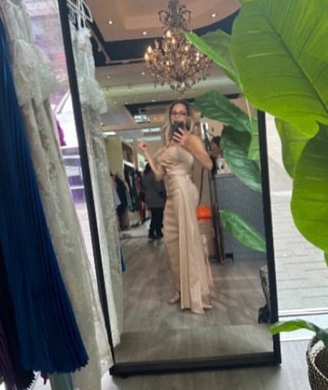 Trish Stratus nude actress gallery