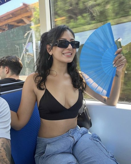 Suecuk xxx model pictures