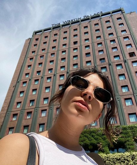 teen dildo onlyfans sexy photos