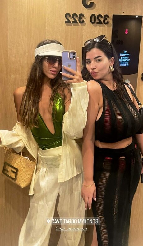 Anna Rebellato nude pornstar picture