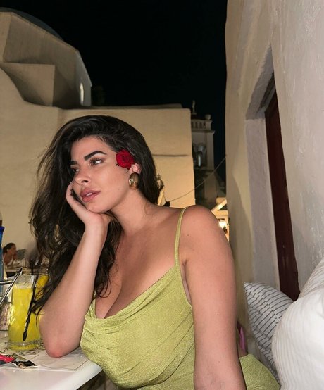 big tits and ass onlyfans exclusive image