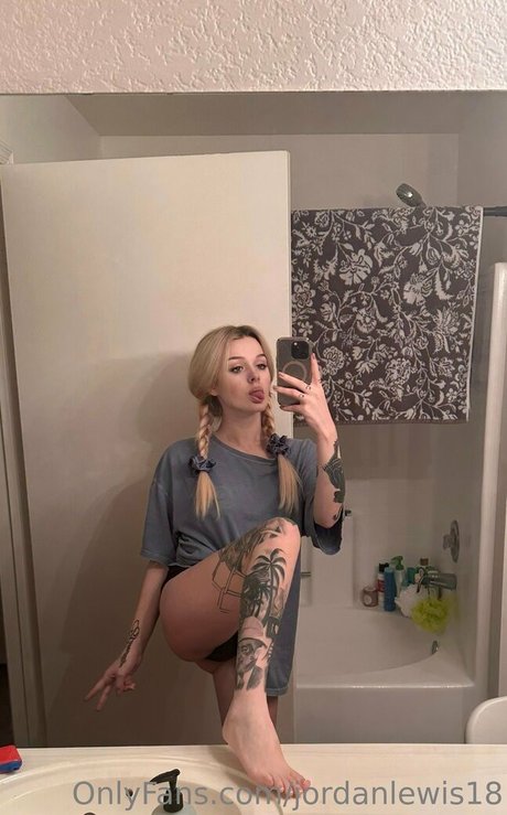 eyes onlyfans best pics