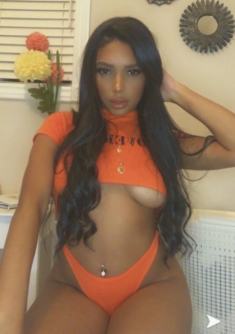 Kadeedracota sexy actress photo