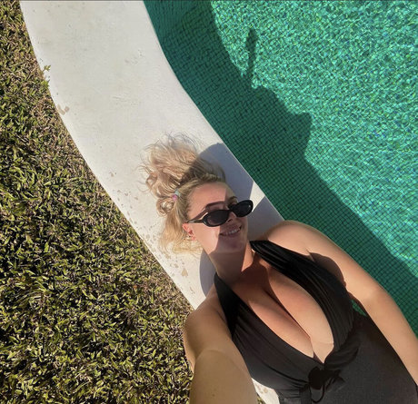 busty ebony onlyfans free sex galleries