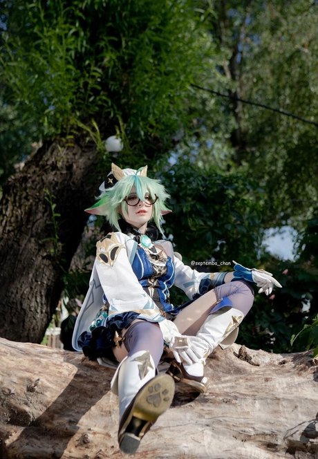 Septemba Chan hot actress pics