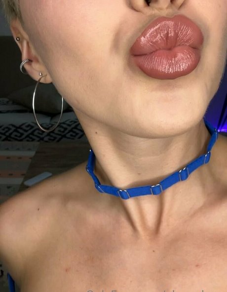 ohmy luna art pornstar pic