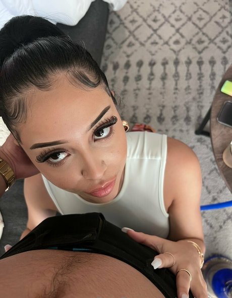 mslatinax star nude picture