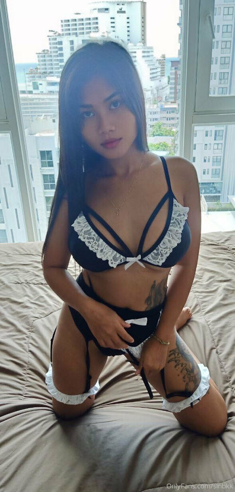 sinbkk model nude pic