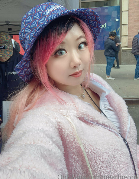 pearlpeony xxx actress picture