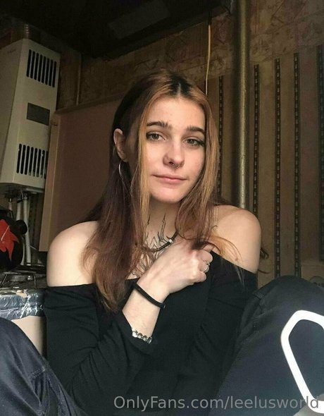 mom daughter onlyfans sexy pics