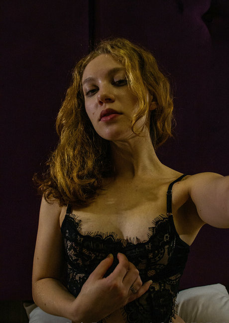 18 free onlyfans beautiful nude pic