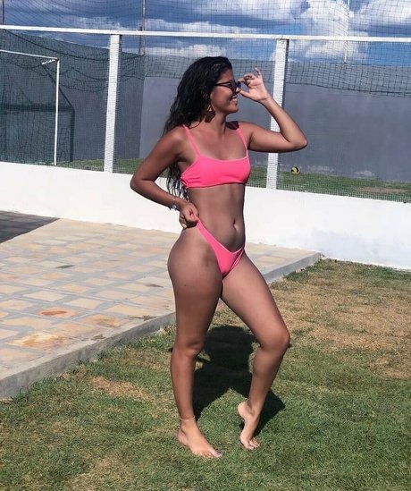 _fabyfeet sexy star pictures