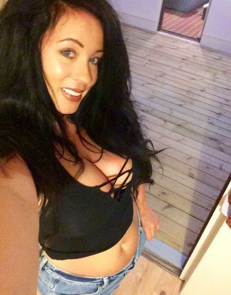 Kelly Louise Sheridan model porn img