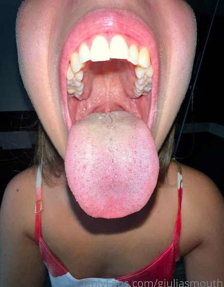 giuliasmouth pornstar exclusive photos
