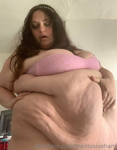 theillusiveham star nudes photo