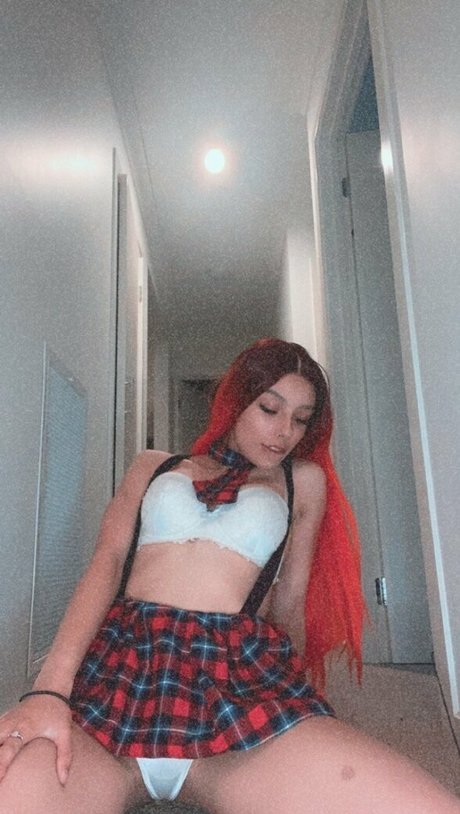 ratchetbratfree naked star photos