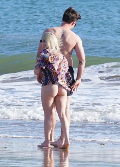 gloryhole princess onlyfans porno photos