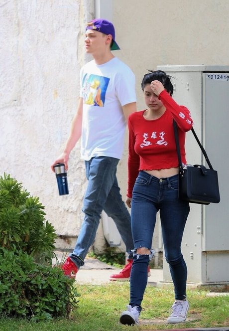 Ariel Winter star hot photos