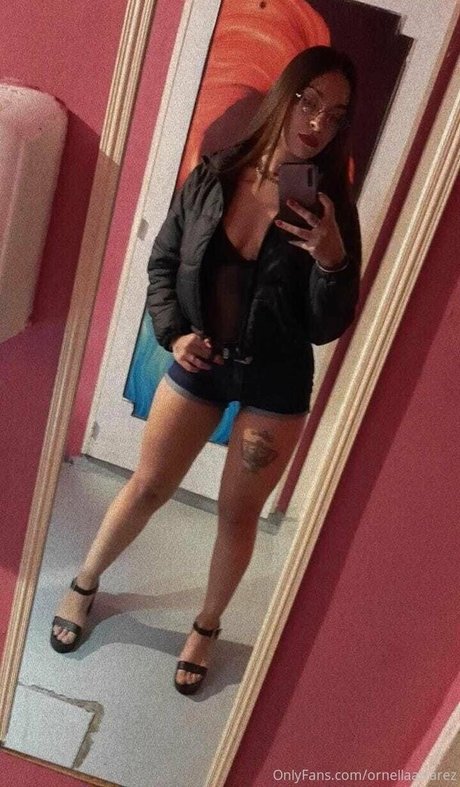 skinny milf onlyfans sexy naked photos