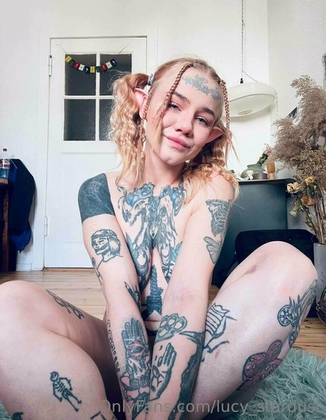 lucy stardust star nudes img