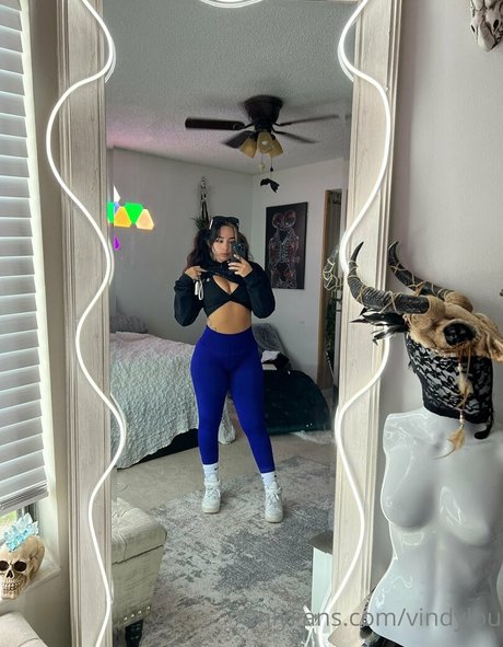 vindylou star naked image