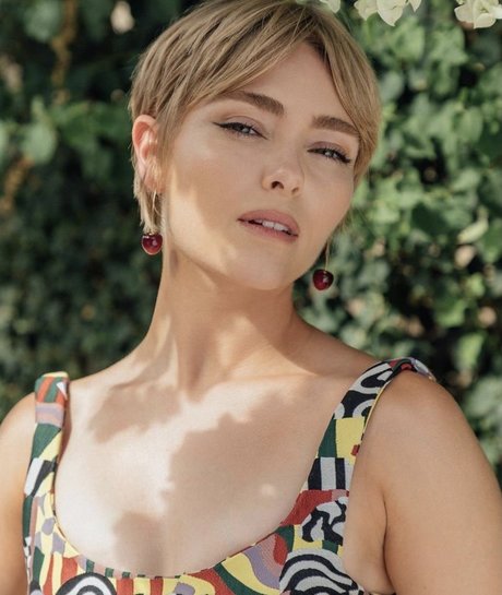 AnnaSophia Robb pornstar perfect image