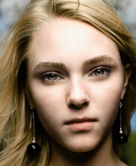 AnnaSophia Robb hd pornstar photos