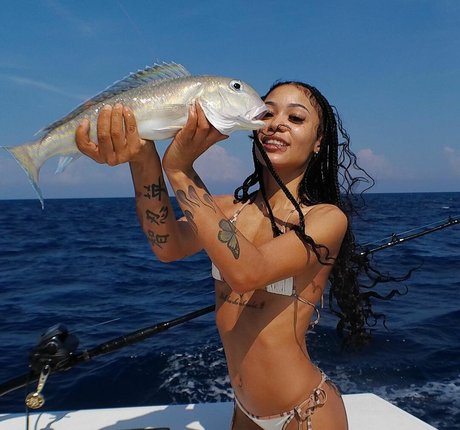 Coi Leray star hot images